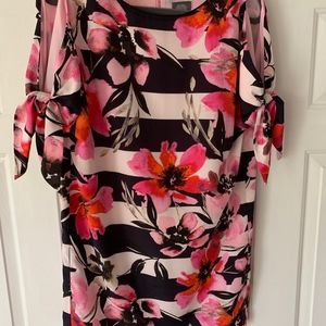 Vince Camuto Summer dress